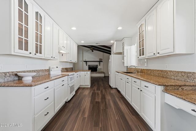 2204 E Fountain Street, Mesa, AZ 85213