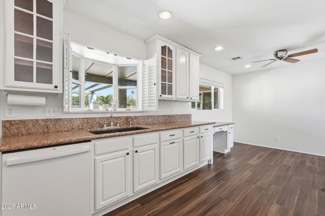 2204 E Fountain Street, Mesa, AZ 85213