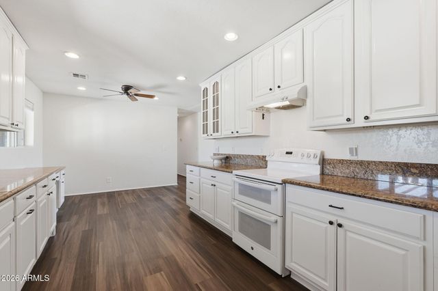 2204 E Fountain Street, Mesa, AZ 85213