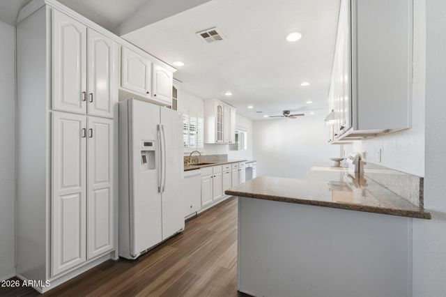 2204 E Fountain Street, Mesa, AZ 85213