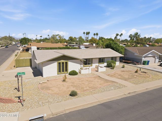 2204 E Fountain Street, Mesa, AZ 85213