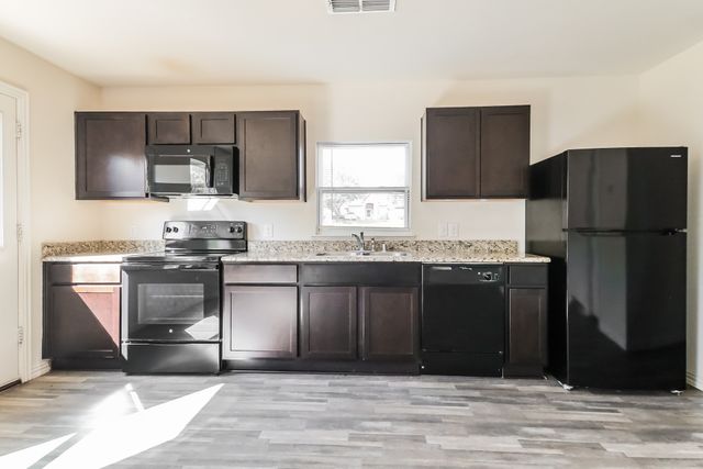 1610 Linda Drive, Sherman, TX 75090