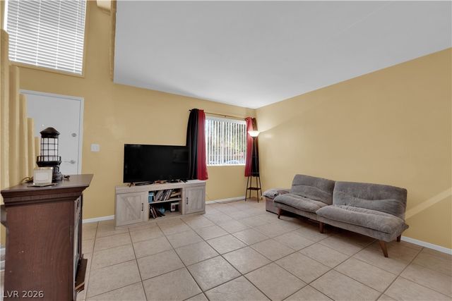4770 Topaz Street 108, Las Vegas, NV 89121
