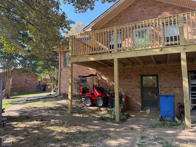 107 E Stroud Street, Jonesboro, AR 72401
