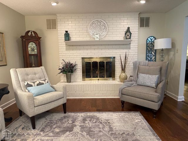 107 E Stroud Street, Jonesboro, AR 72401