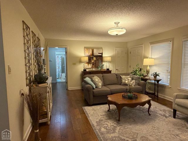 107 E Stroud Street, Jonesboro, AR 72401