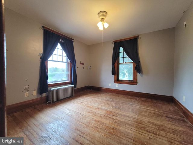 8786 ANTHONY HWY, Waynesboro, PA 17268
