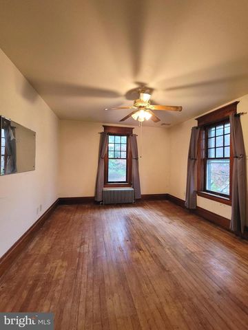 8786 ANTHONY HWY, Waynesboro, PA 17268