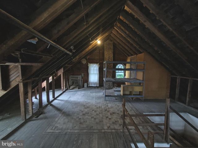 8786 ANTHONY HWY, Waynesboro, PA 17268