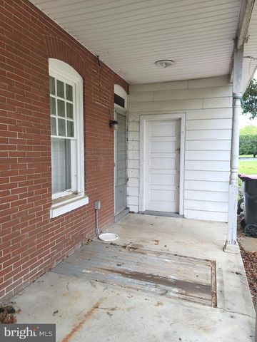 8786 ANTHONY HWY, Waynesboro, PA 17268