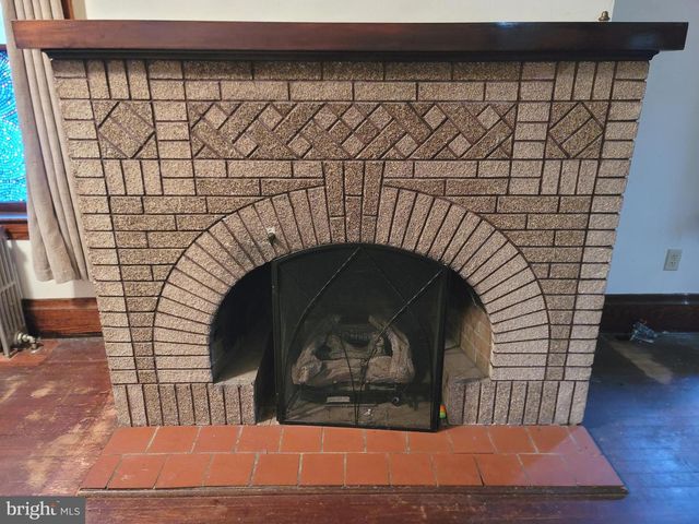 8786 ANTHONY HWY, Waynesboro, PA 17268