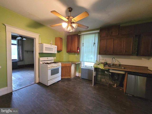 8786 ANTHONY HWY, Waynesboro, PA 17268