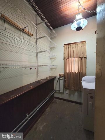 8786 ANTHONY HWY, Waynesboro, PA 17268