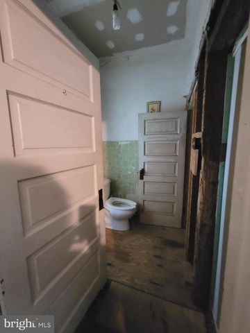 8786 ANTHONY HWY, Waynesboro, PA 17268