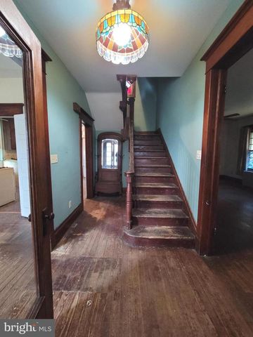 8786 ANTHONY HWY, Waynesboro, PA 17268