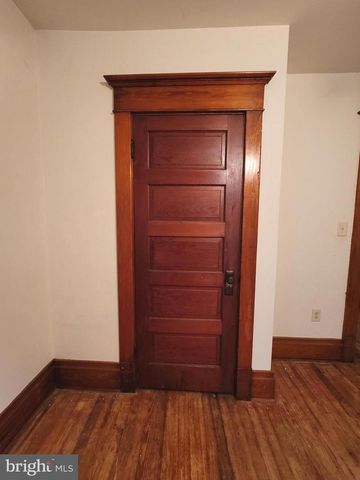 8786 ANTHONY HWY, Waynesboro, PA 17268