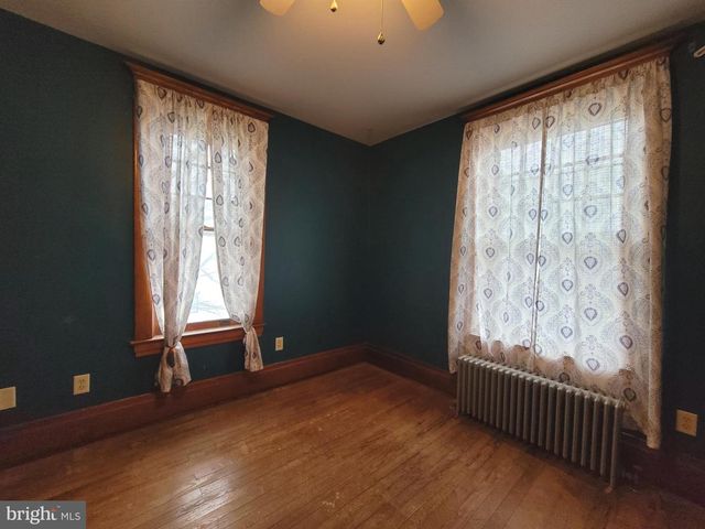 8786 ANTHONY HWY, Waynesboro, PA 17268