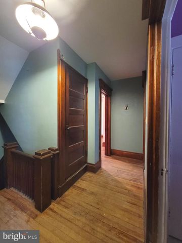 8786 ANTHONY HWY, Waynesboro, PA 17268