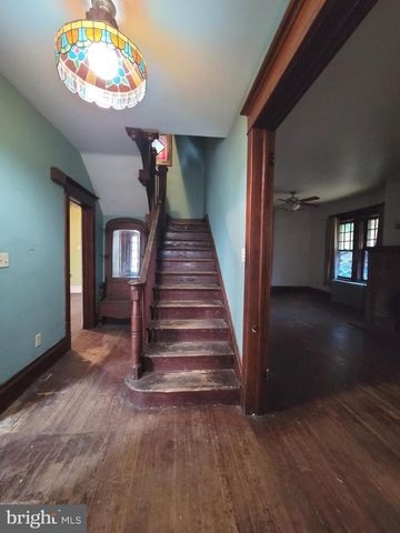 8786 ANTHONY HWY, Waynesboro, PA 17268