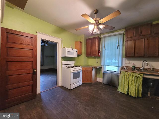 8786 ANTHONY HWY, Waynesboro, PA 17268