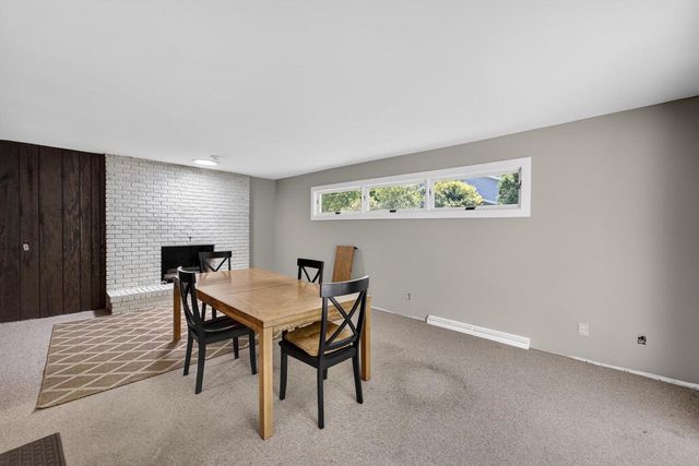 13 Oxwood Circle, Madison, WI 53717