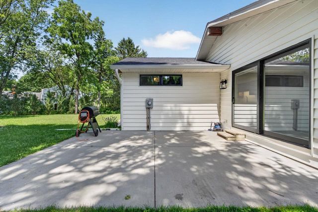 13 Oxwood Circle, Madison, WI 53717