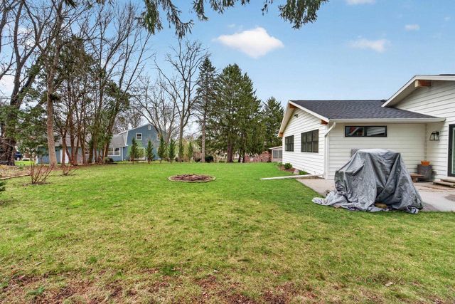 13 Oxwood Circle, Madison, WI 53717
