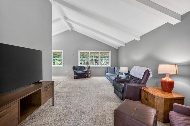 13 Oxwood Circle, Madison, WI 53717