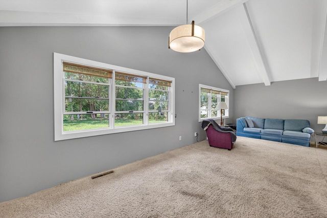 13 Oxwood Circle, Madison, WI 53717