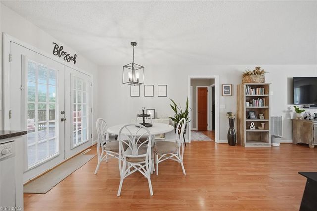 141 Marview Drive, Boonville, NC 27011
