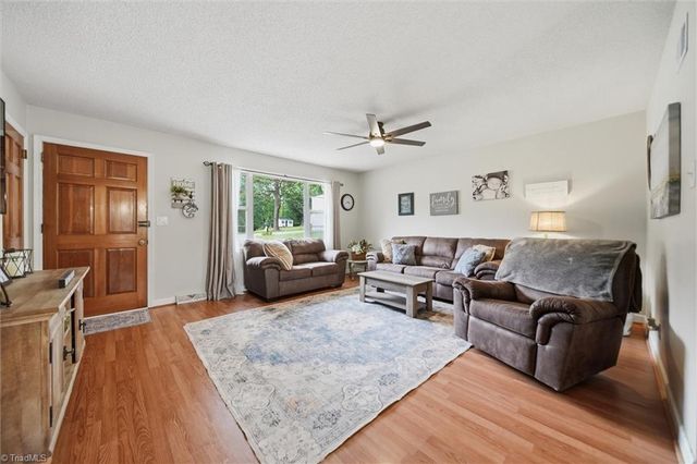 141 Marview Drive, Boonville, NC 27011