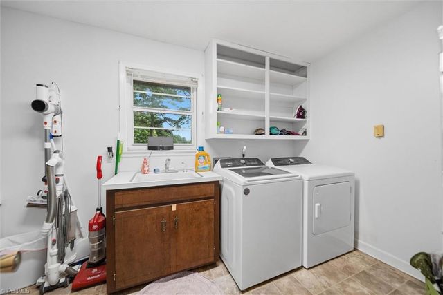 141 Marview Drive, Boonville, NC 27011