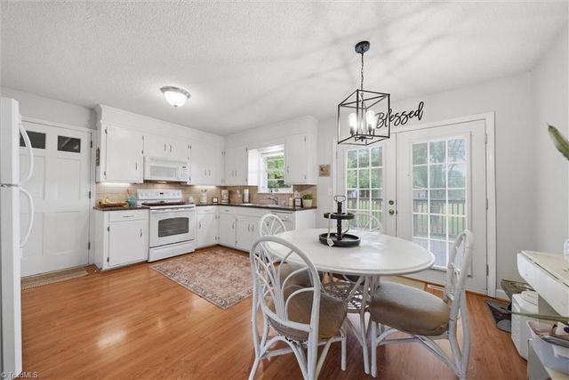 141 Marview Drive, Boonville, NC 27011