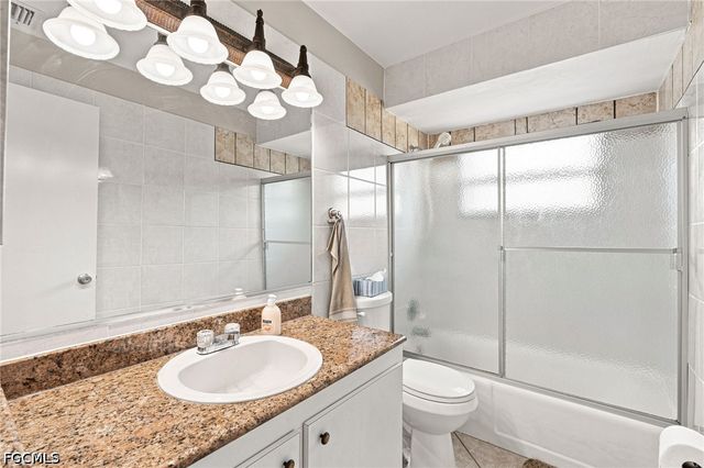 18186 Iris RD, Fort Myers, FL 33967
