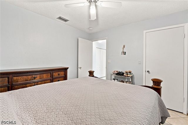 18186 Iris RD, Fort Myers, FL 33967