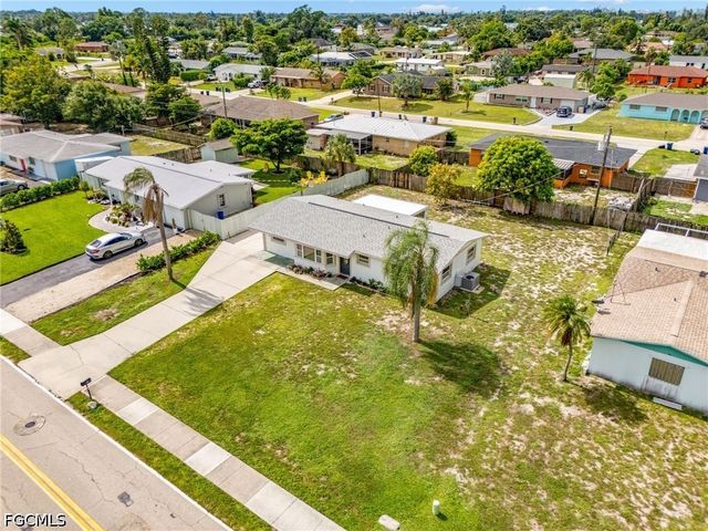 18186 Iris RD, Fort Myers, FL 33967