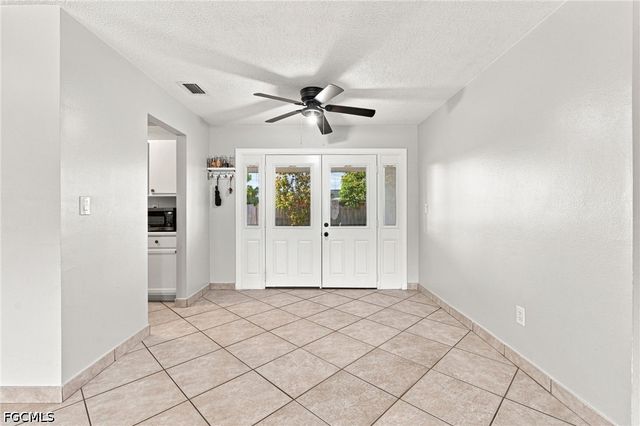 18186 Iris RD, Fort Myers, FL 33967