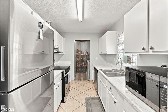 18186 Iris RD, Fort Myers, FL 33967