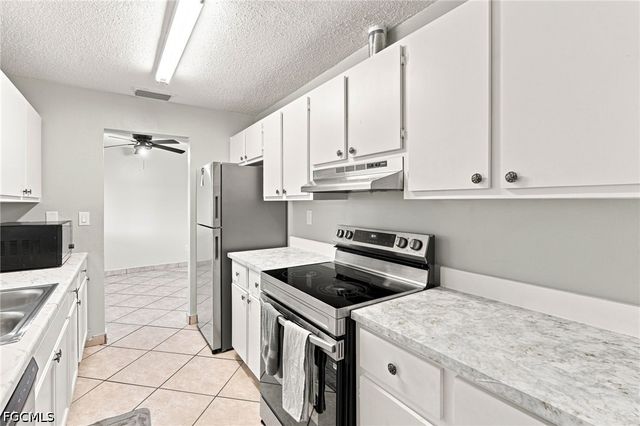 18186 Iris RD, Fort Myers, FL 33967