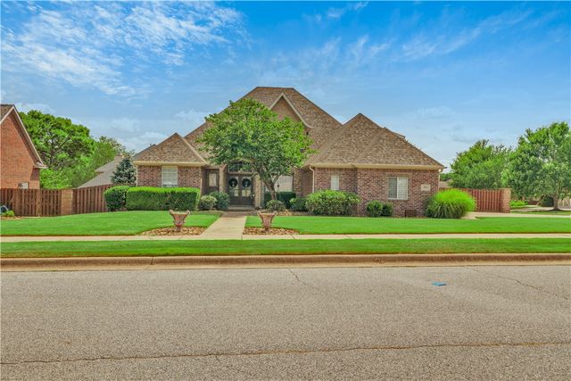 4704 W Mossy Oak Trail, Rogers, AR 72758