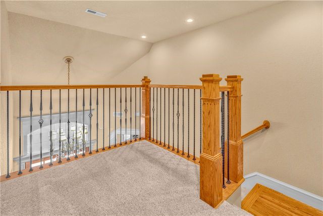 4704 W Mossy Oak Trail, Rogers, AR 72758