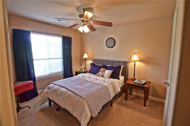 4704 W Mossy Oak Trail, Rogers, AR 72758
