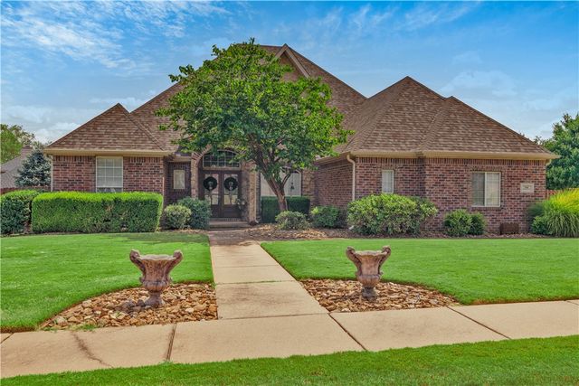 4704 W Mossy Oak Trail, Rogers, AR 72758