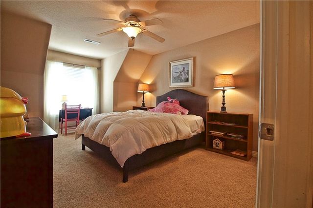 4704 W Mossy Oak Trail, Rogers, AR 72758