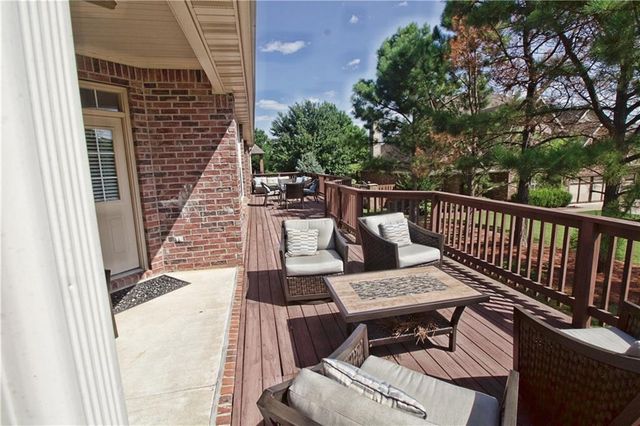 4704 W Mossy Oak Trail, Rogers, AR 72758