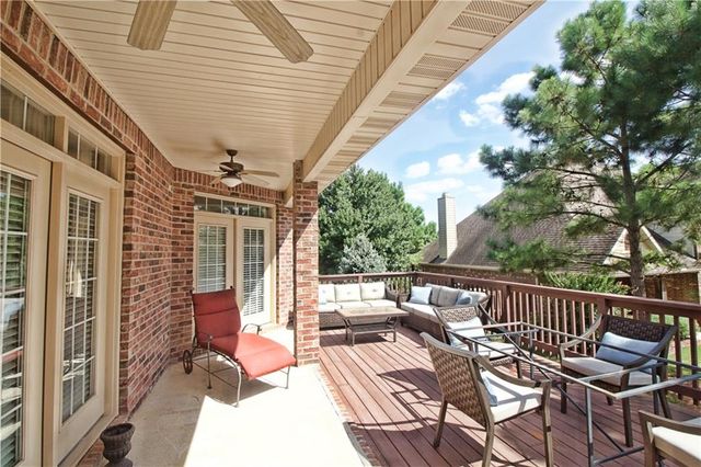 4704 W Mossy Oak Trail, Rogers, AR 72758