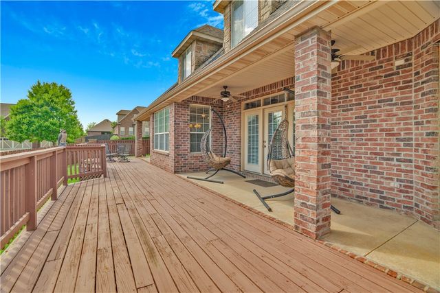 4704 W Mossy Oak Trail, Rogers, AR 72758