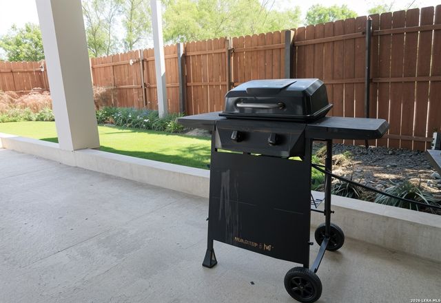 7039 San Pedro Ave Apt 203, San Antonio, TX 78216