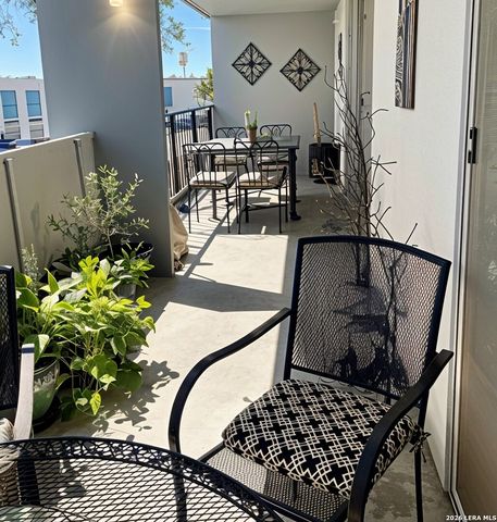 7039 San Pedro Ave Apt 203, San Antonio, TX 78216