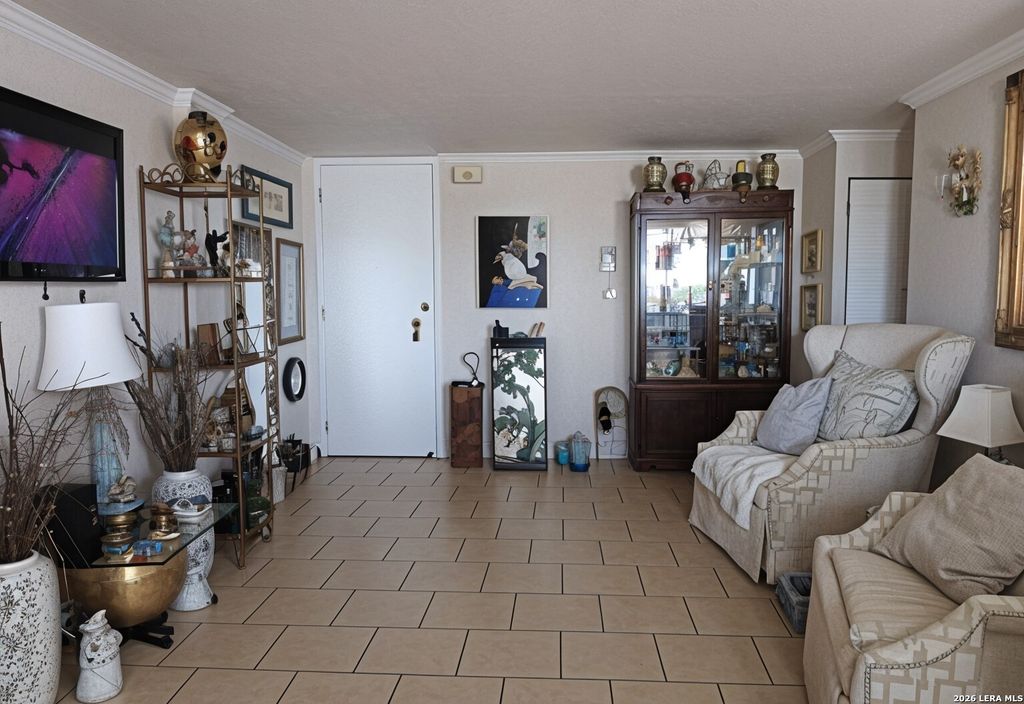 7039 San Pedro Ave Apt 203, San Antonio, TX 78216
